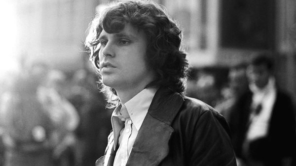 Jim Morrison, ένας όμορφος, συνειδητοποιημένος σπασίκλας