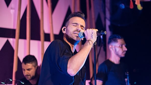 Νικηφόρος - Όσα έγιναν στην παρουσίαση του δίσκου του "Είναι που νιώθω"