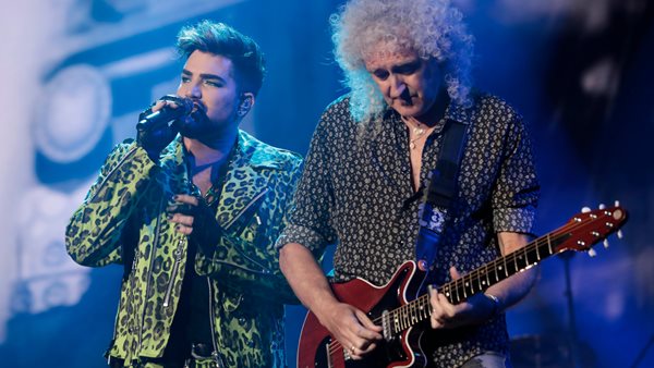 "We Are The Champions" - Η νέα εκδοχή που παρουσίασαν οι Queen