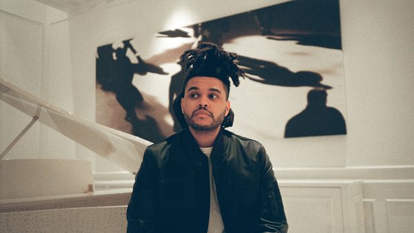 Ποια συνεργασία του Weeknd μόλις ξεπέρασε 1 δις views στο YouTube;