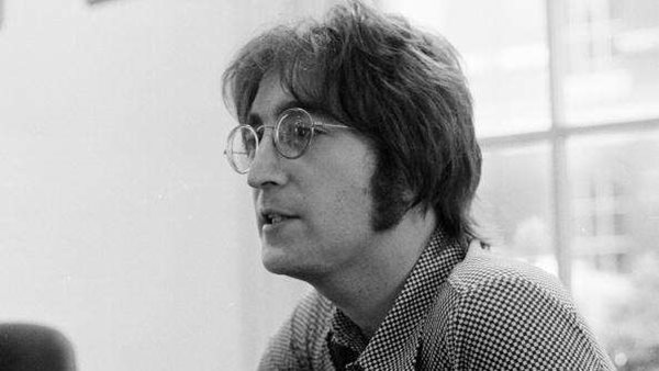 Μερικές άγνωστες αλήθειες για τον John Lennon των Beatles