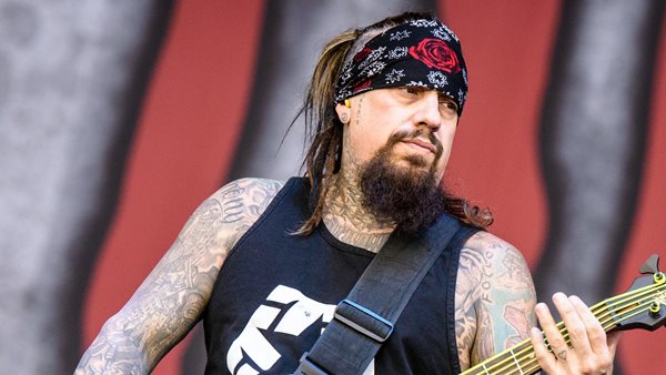 Korn - O Fieldy ανακοίνωσε break από το συγκρότημα