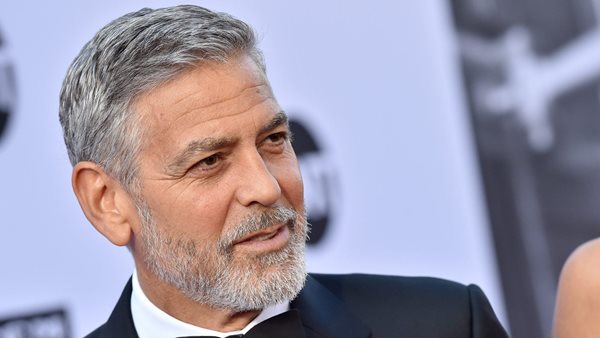 George Clooney - Η βοήθεια στους κατοίκους της λίμνης Κόμο που επλήγησαν από τις βροχοπτώσεις