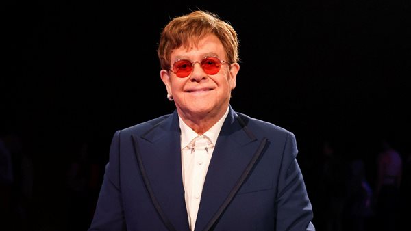Θετικός στον κορονοϊό ο Elton John