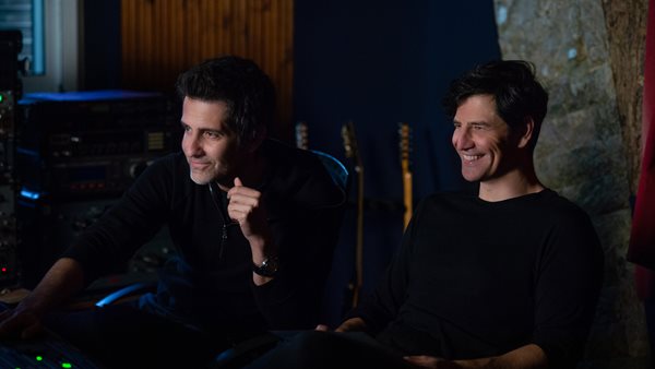 Σάκης Ρουβάς και Φοίβος στη συνεργασία της χρονιάς