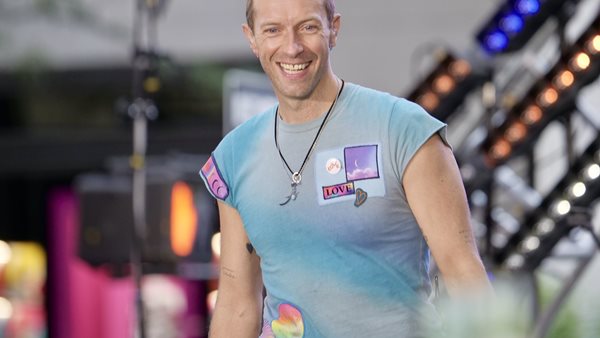 Μετά την Olivia Rodrigo ήρθε η σειρά του Chris Martin!