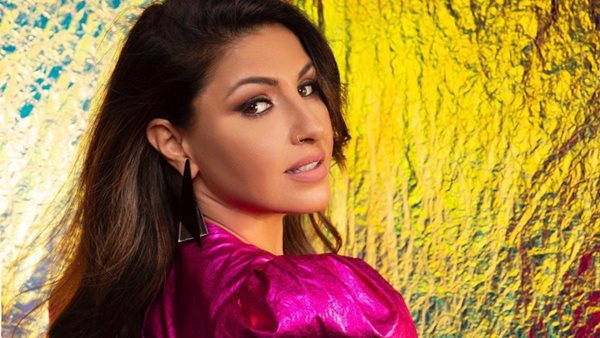 Έλενα Παπαρίζου - Αποκάλυψε πως έκανε για πρώτη φορά botox