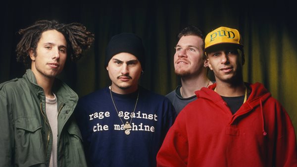 Ραδιόφωνο του Καναδά παίζει σε επανάληψη Rage Against The Machine χωρίς να εξηγεί σε κανέναν γιατί