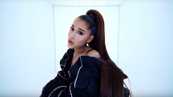 Ariana Grande: Μιλά για τους πρώην Mac Miller & Pete Davidson