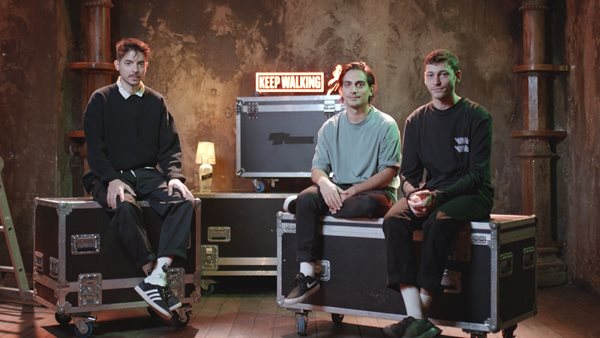 Johnnie Walker Keep Walking Together Tour - Ένα μοναδικό session με τους Sworr.