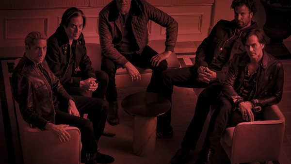 Το ταξίδι του Josh Homme των Queens Of The Stone Age στον κινηματογράφο και την τηλεόραση