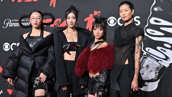 "Golden" Hunter/X Μια ιστορία προσωπικής ανάπτυξης!