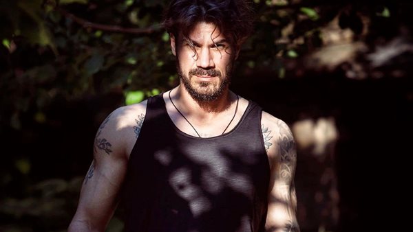 Rocking energy - Η ΖeniΘ συναντά τον Άκη Πετρετζίκη