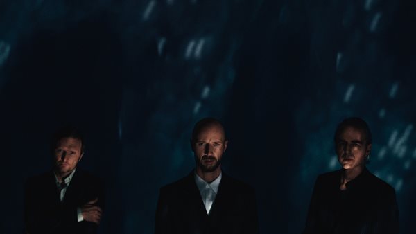 "Chimes at Midnight" - 5+1 tracks που ξεχωρίζουν από το νέο album των Madrugada