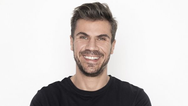 Ο Άκης Πετρετζίκης ξεκίνησε ήδη τα γυρίσματα για την επόμενη σεζόν