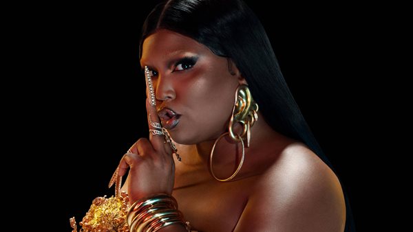 Η Lizzo ηχογράφησε 50 φορές το "About Damn Time" πριν πετύχει (όπως ήθελε) το ρεφρέν