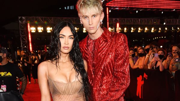 Η Megan Fox καθόλου δεν περίμενε να της κάνει πρόταση γάμου ο Machine Gun Kelly