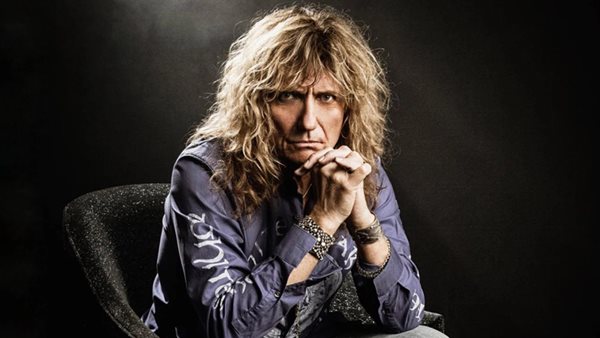 Ο David Coverdale των Whitesnake αποσύρεται οριστικά από τη μουσική