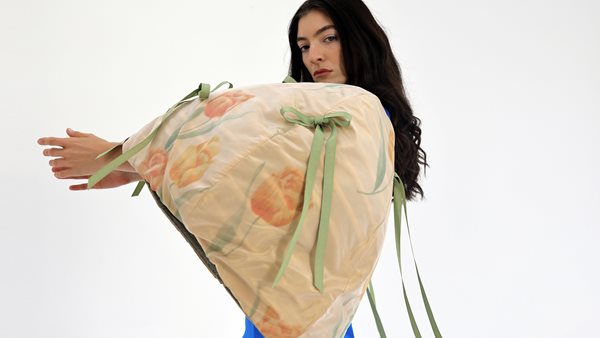 Lorde - Το ιδιαίτερο hair look που εντυπωσίασε