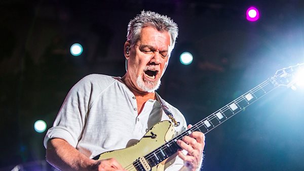 #RockThisDay - 26 Ιανουαρίου: Γεννιέται ο Eddie Van Halen
