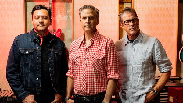 Calexico - Update για τις τιμές εισιτηρίων στην αποψινή τους συναυλία στην Τεχνόπολη Δήμου Αθηναίων