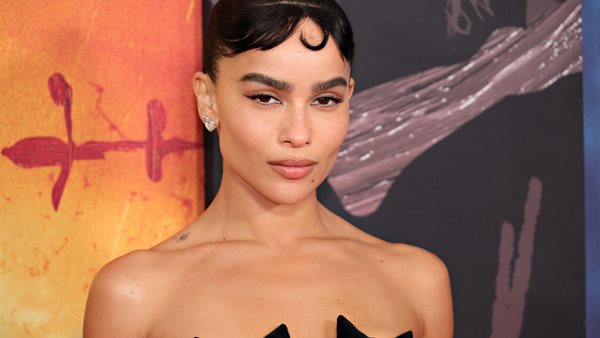 Zoë Kravitz - Υποστηρίζει πως η Catwoman είναι bisexual στη νέα ταινία "The Batman"