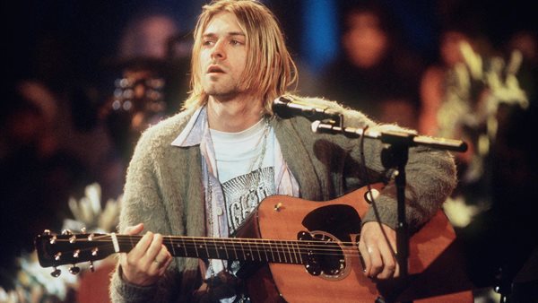 Η κιθάρα του Kurt Cobain από το "MTV Unplugged" των Nirvana θα εκτεθεί για πρώτη φορά