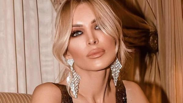 Κατερίνα Καινούργιου: "Η μητέρα μου δεν ήθελε να εμβολιαστεί"