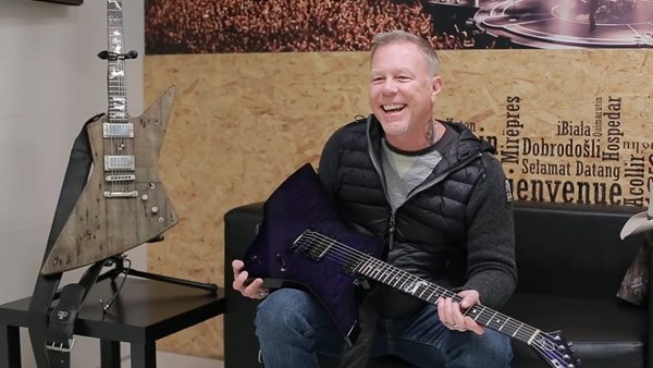 Η acoustic εμφάνιση του James Hetfield σε livestream event