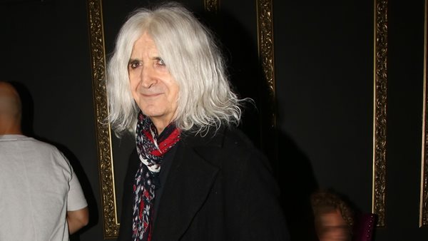 Πατέρας για τρίτη φορά ο Νίκος Καρβέλας