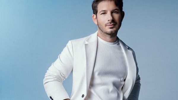 Γιώργος Περρής: "Είμαι gay, ανακουφισμένος και χαρούμενος"