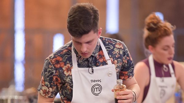 #MasterChefGR: Γιατί θεωρεί φαβορί τη Σπυριδούλα ο Πάνος Τόγιας;