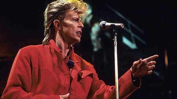 #RockThisDay - 30 Μαΐου: O David Bowie ξεκινά την μεγαλύτερη και πιο ακριβή περιοδεία της καριέρας του