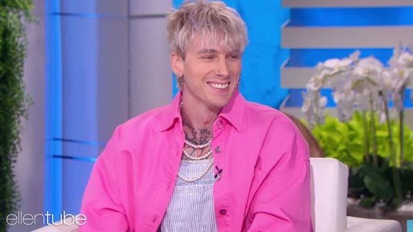 Machine Gun Kelly - Θέλει τους BTS να τραγουδήσουν στον γάμο του με την Megan Fox