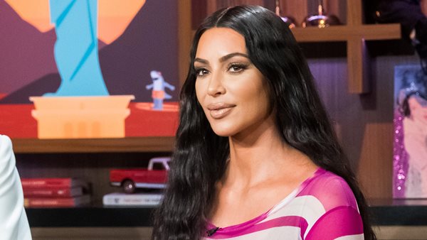 Kim Kardashian: Δημοσιεύει φωτογραφία του νεογέννητου Psalm