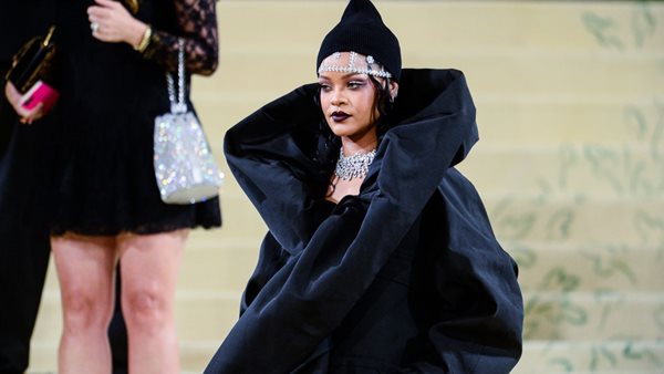 Yay or Nay - Η street style εμφάνιση της Rihanna στη Νέα Υόρκη