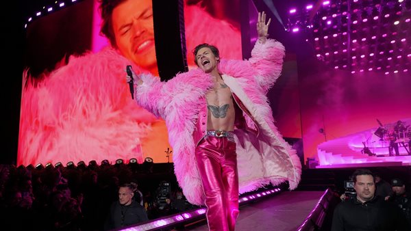 Harry Styles - Περιγράφει πώς ήταν να τον σκηνοθετεί η σύντροφός του, Olivia Wilde