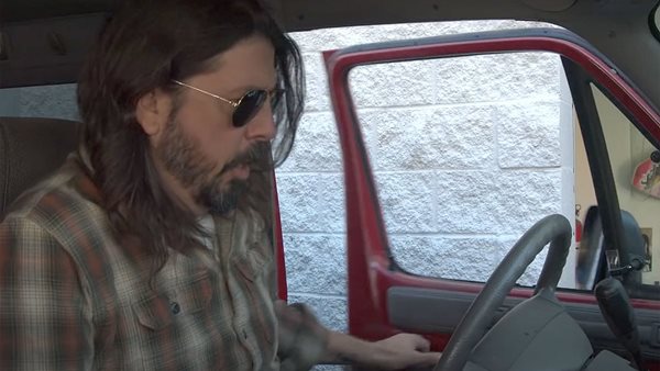 'What Drives Us' - Δες το trailer για το ντοκιμαντέρ των Foo Fighters