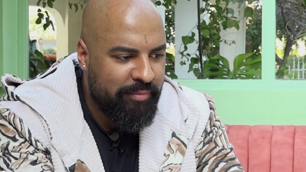 Ησαΐας Ματιάμπα: "Νόμιζαν ότι θα τους επιτεθώ και περπατούσαν πιο γρήγορα"