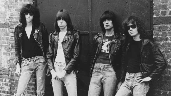 #RockThisDay - 23 Απριλίου: Οι Ramones κυκλοφορούν το ομώνυμο ντεμπούτο άλμπουμ τους
