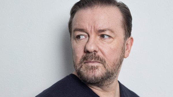 Ricky Gervais - Δήλωσε πως ο David Bowie συνέχιζε να δημιουργεί μουσική απλά για να μη βαριέται