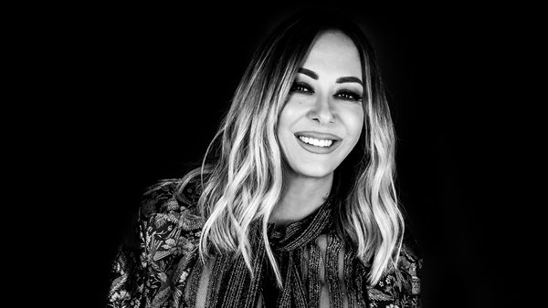 Μελίνα Ασλανίδου & Γιώργος Θεοφάνους στο νέο single "Δε Βάζεις Μυαλό"