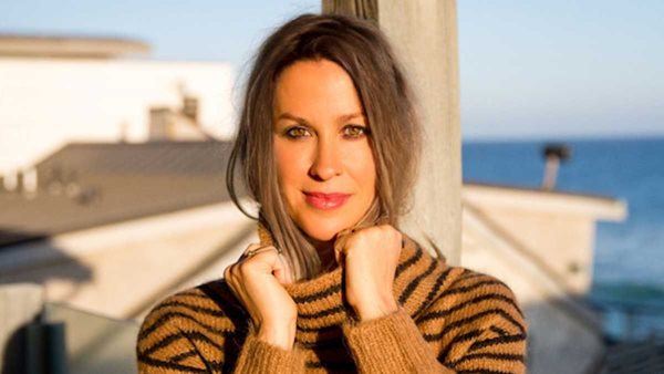 Η Alanis Morissette θα κυκλοφορήσει album διαλογισμού