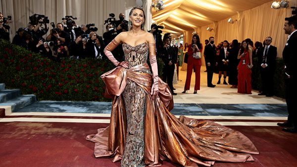Met Gala 2022 - Όλες οι εμφανίσεις από το κόκκινο χαλί