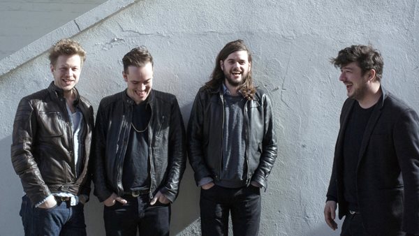 Οι Mumford and Sons στην ταινία μικρού μήκους "12 Years Strong"