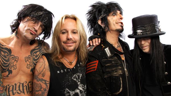 Οι Mötley Crüe σκοράρουν το πρώτο Top 10 album τους μετά από δεκαετία