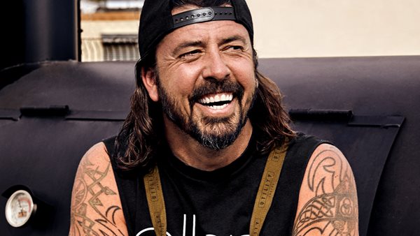 Τι πέτυχε ο Dave Grohl με την είσοδο των Foo Fighters στο Rock Hall;