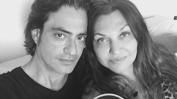 Διονύσης Σχοινάς - Αποκαλύπτει εάν σκέφτηκαν ποτέ με την Καίτη Γαρμπή να χωρίσουν