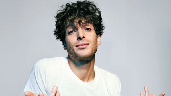 "Last Night in the Bittersweet" - Το album του Paolo Nutini κατευθύνεται προς την κορυφή του U.K.