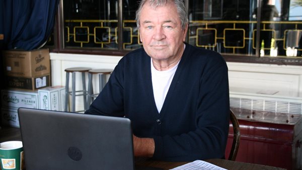 8 τραγούδια που άλλαξαν τη ζωή του Ian Gillan